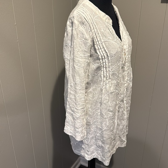 St. Tropez white linen embroider split neckline tuxedo pleated tunic. New. Small - Picture 3 of 8